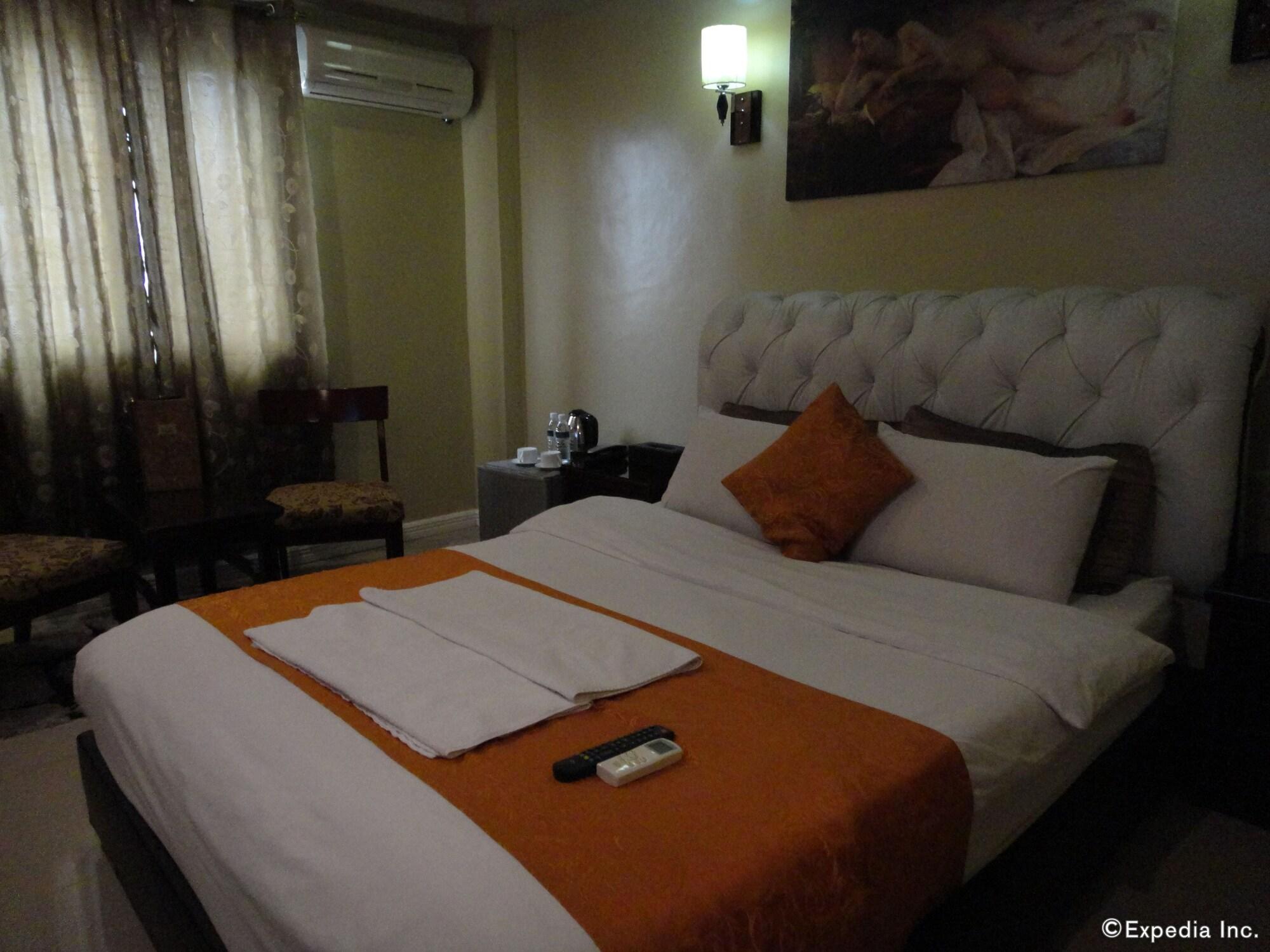 Clark Imperial Hotel Angeles Exterior photo